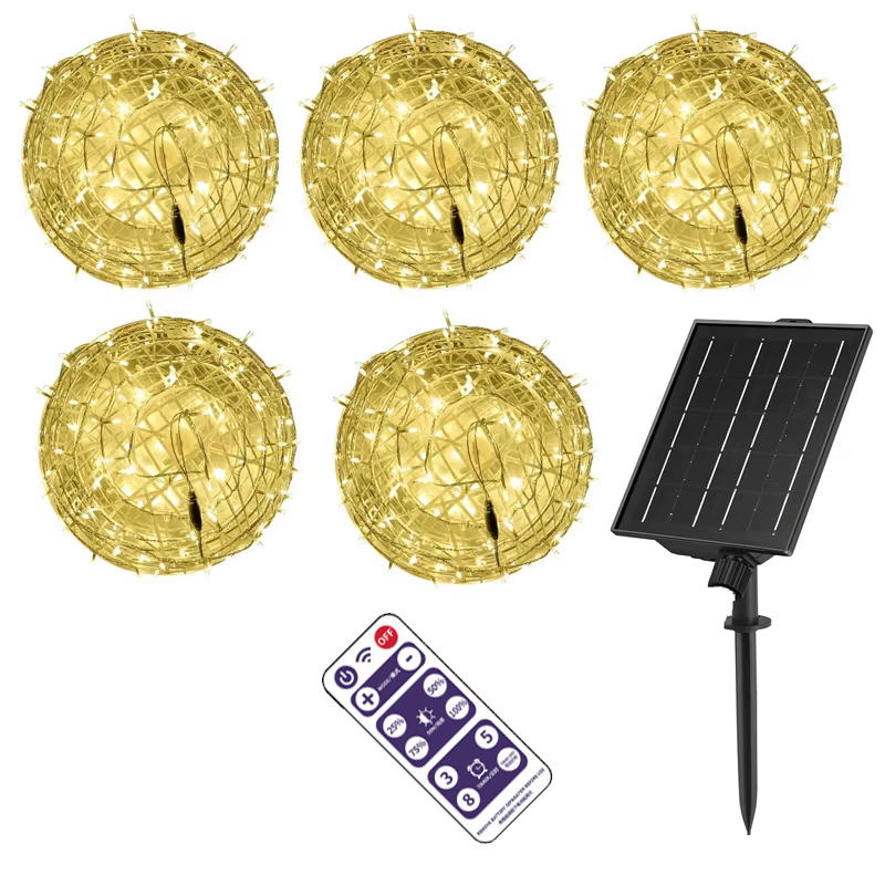 Outdoor Lighting On Trees - Luci solari a sfera di Natale