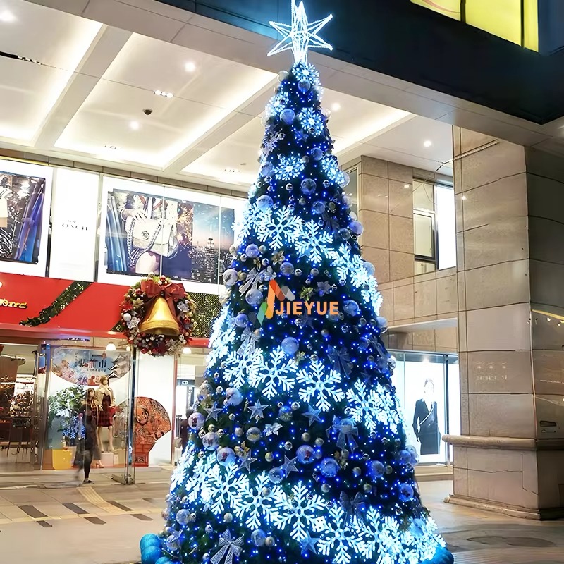 Alberi di Natale artificiali a - Outdoor Lighting Art recensione e prezzo