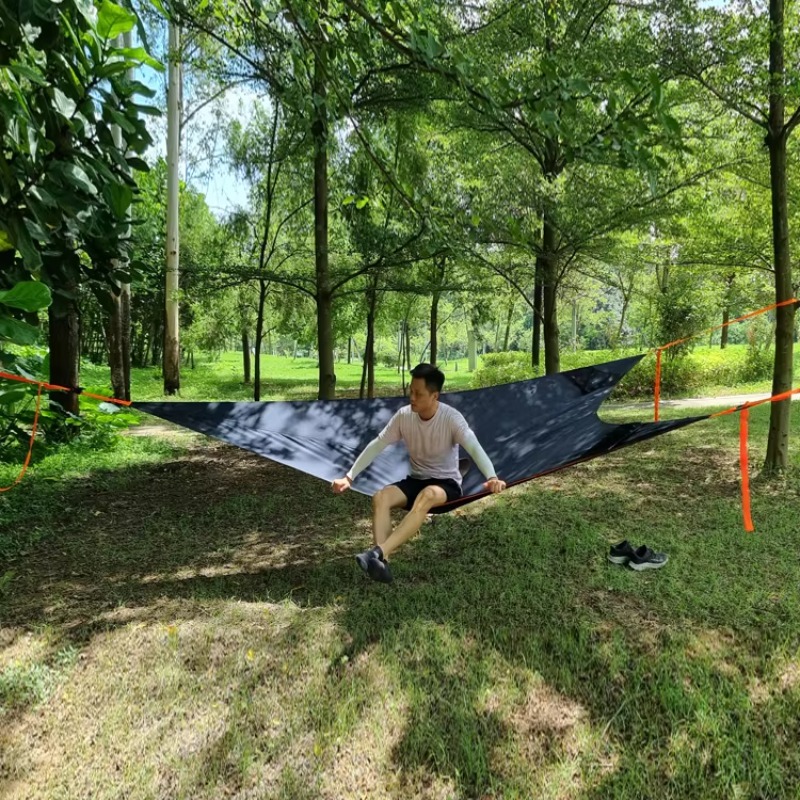 Amaca Triangolare Pieghevole P - Outdoor Lighting On Trees recensione e prezzo